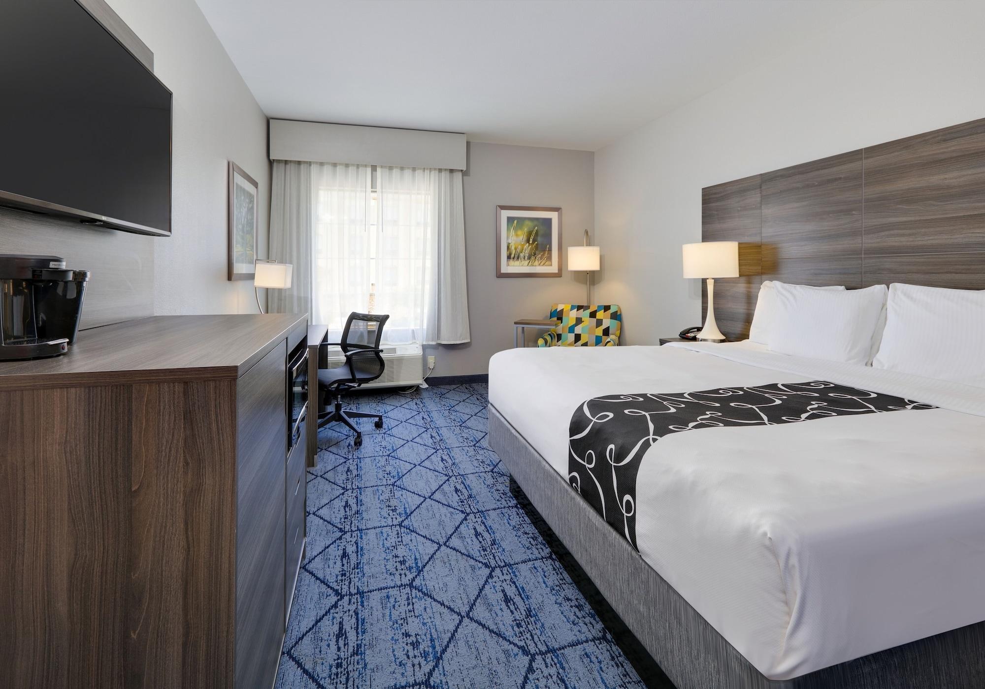 La Quinta By Wyndham Denton - University Drive Экстерьер фото