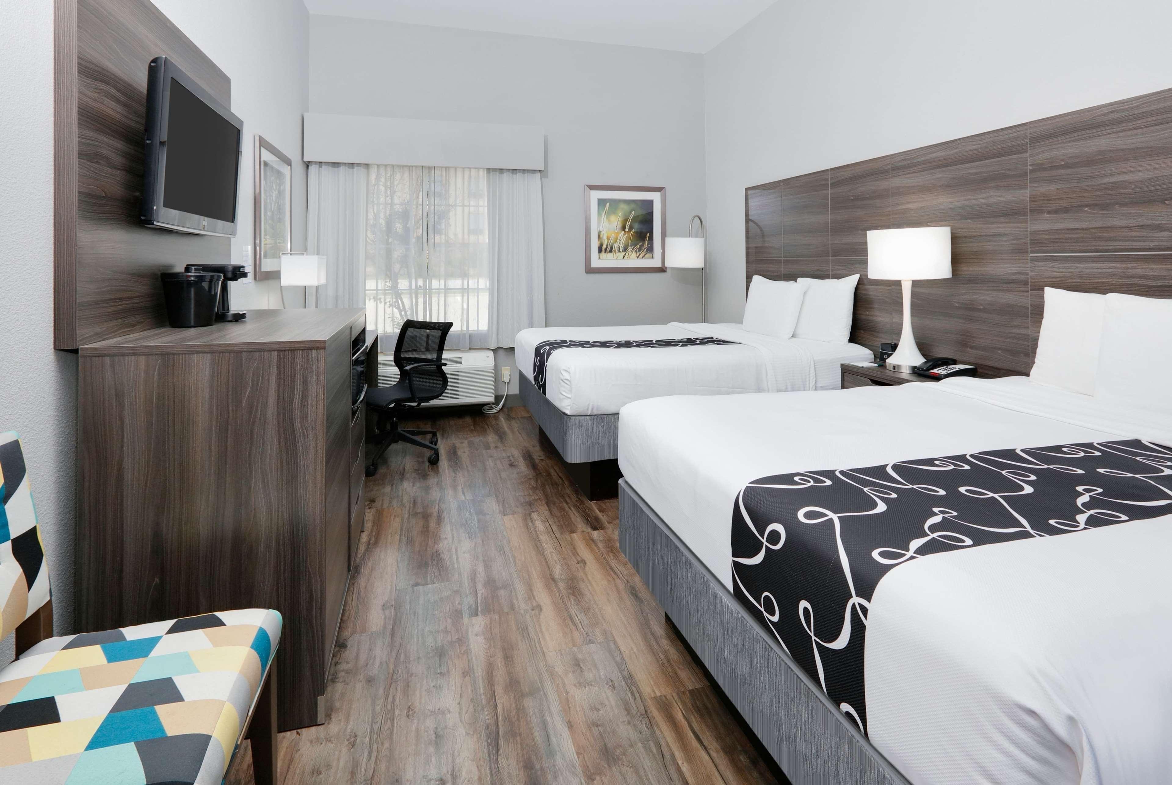 La Quinta By Wyndham Denton - University Drive Экстерьер фото