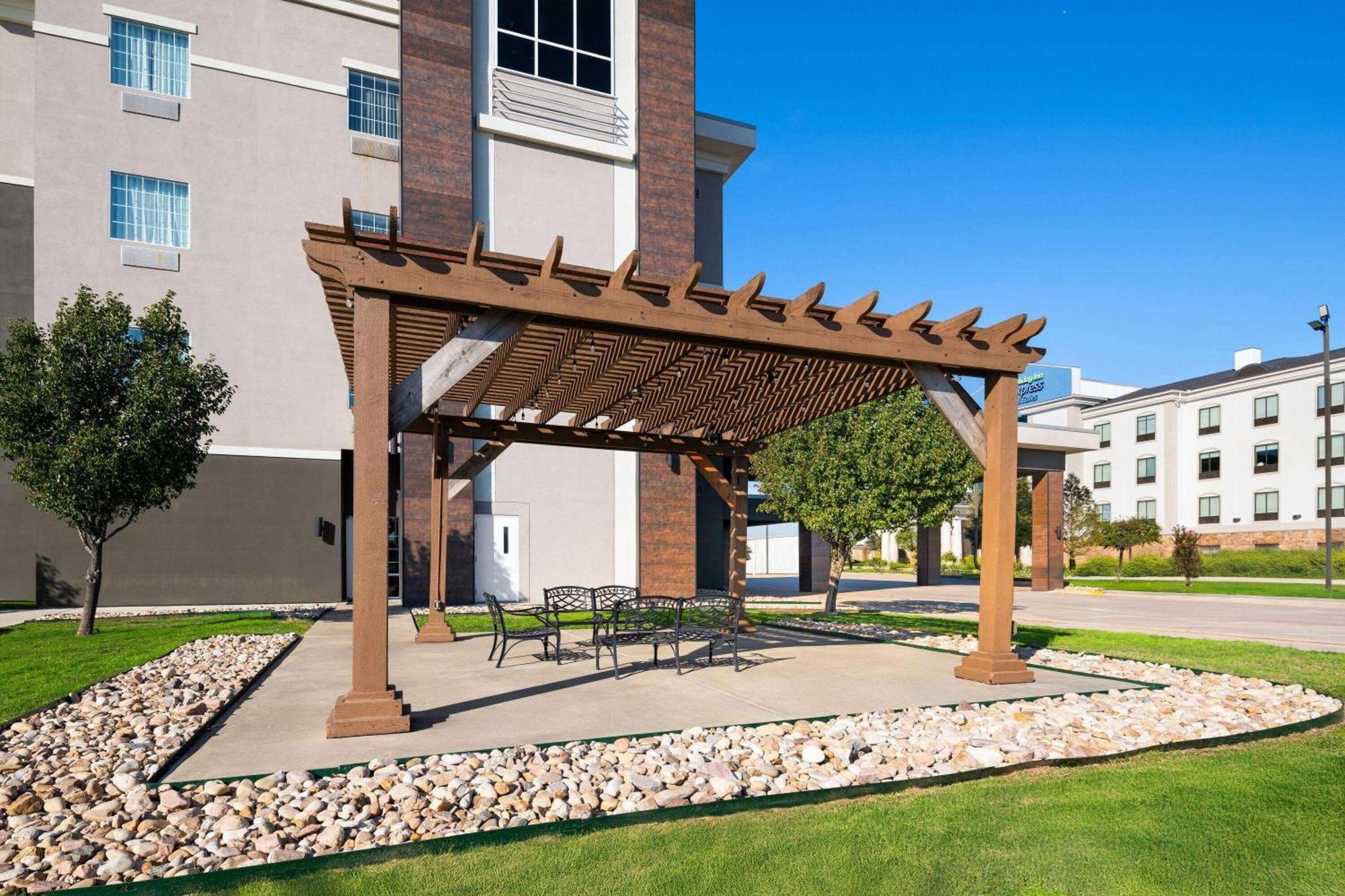 La Quinta By Wyndham Denton - University Drive Экстерьер фото