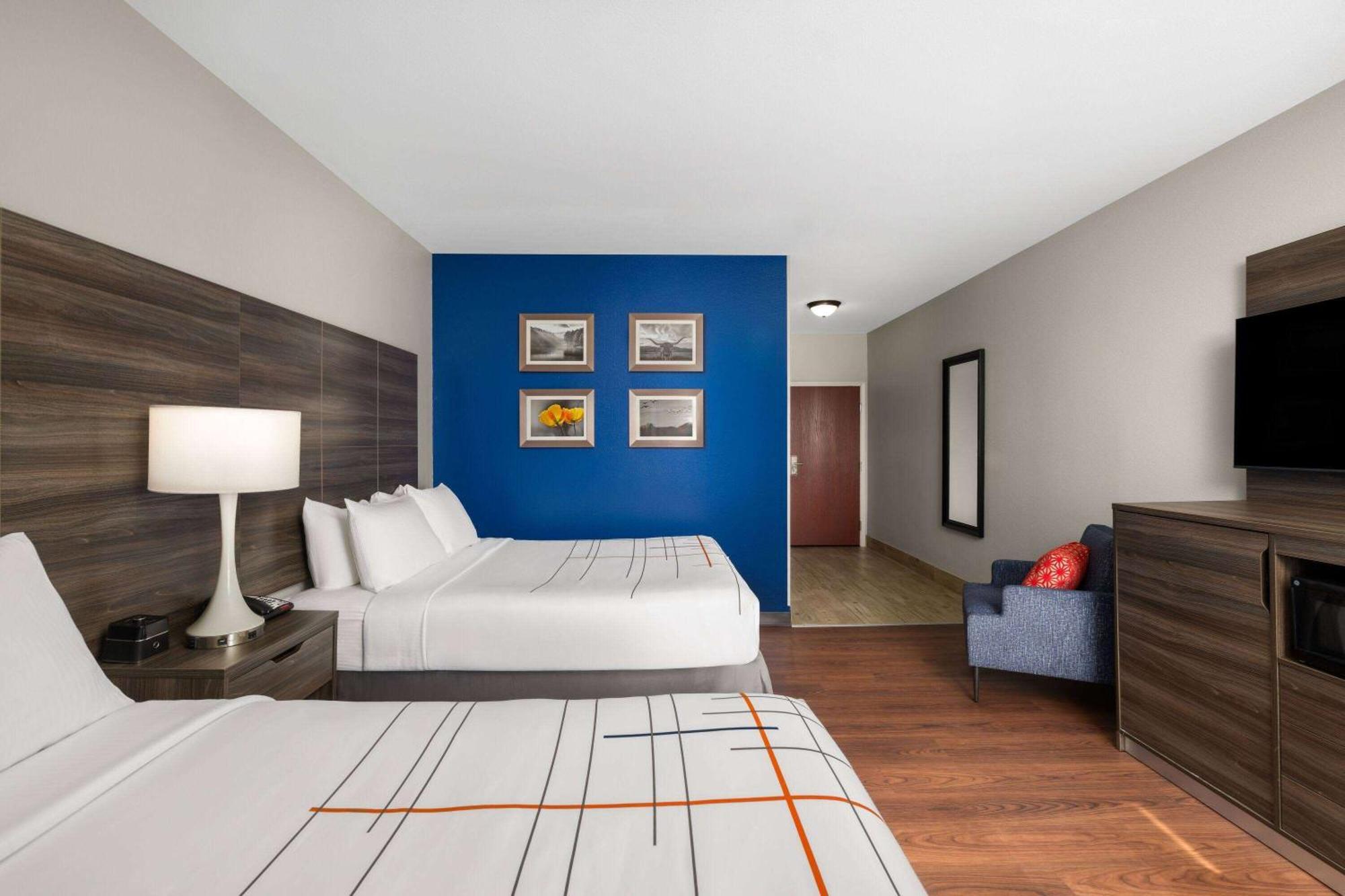 La Quinta By Wyndham Denton - University Drive Экстерьер фото