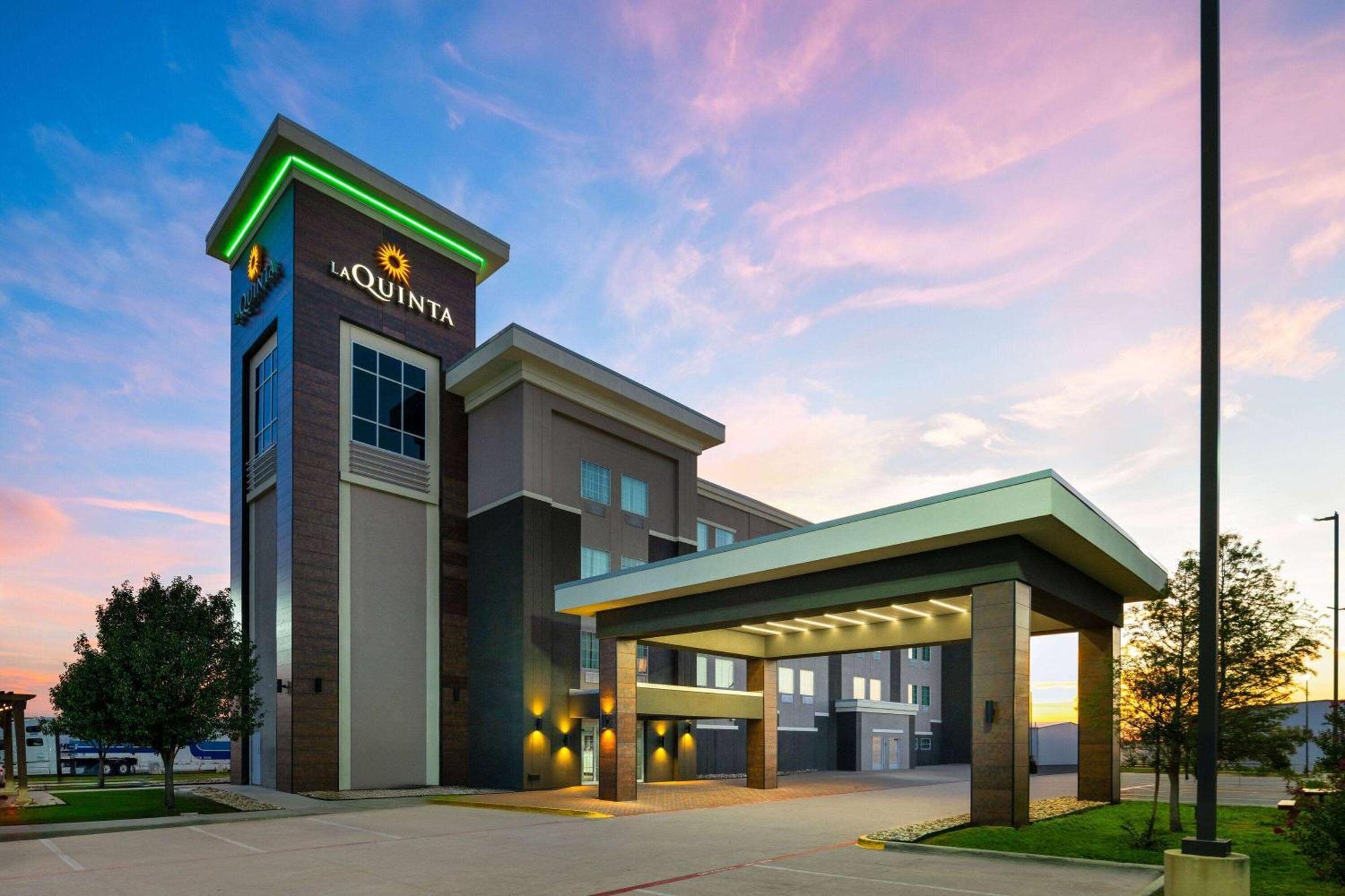 La Quinta By Wyndham Denton - University Drive Экстерьер фото