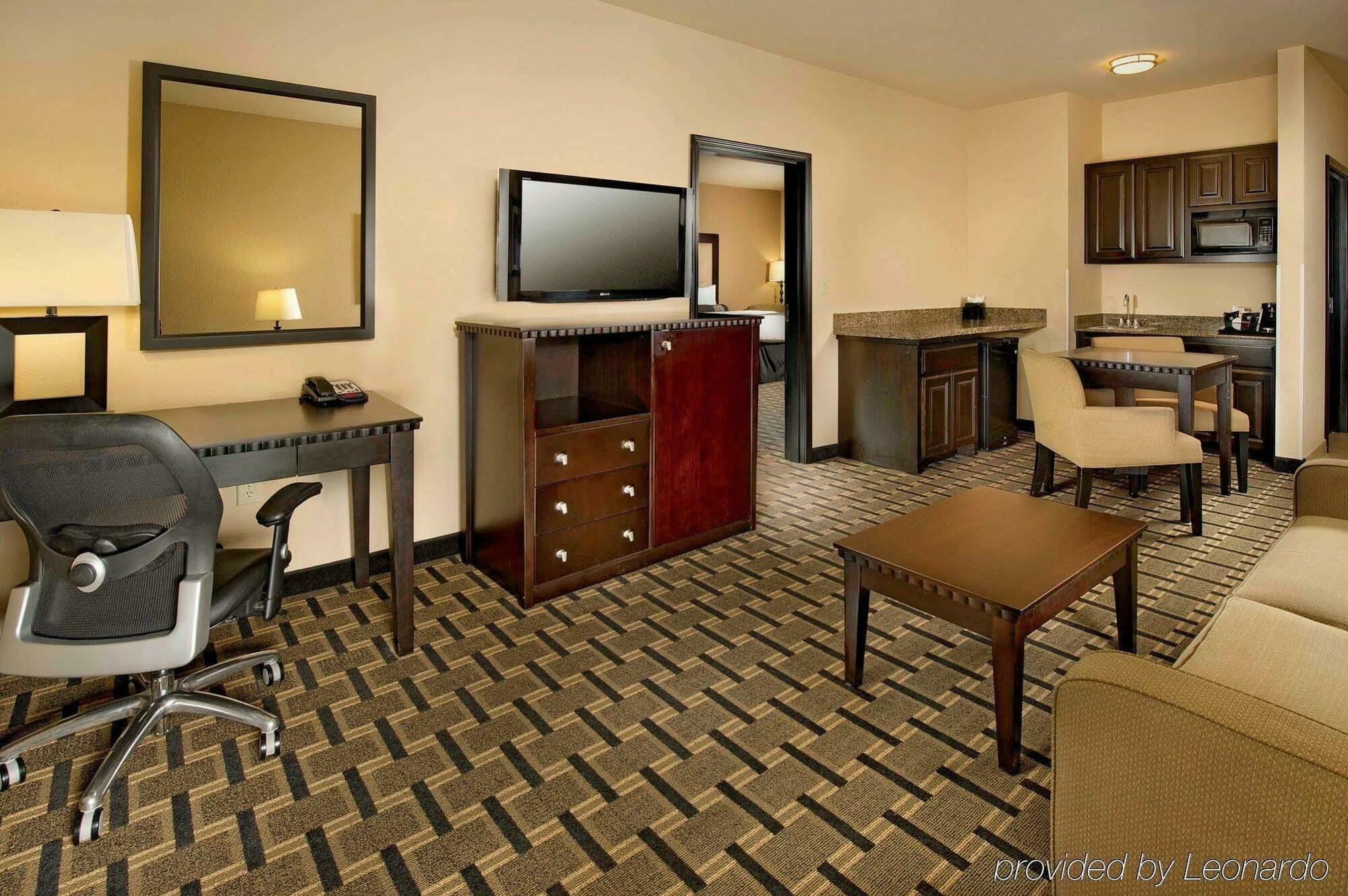 La Quinta By Wyndham Denton - University Drive Экстерьер фото